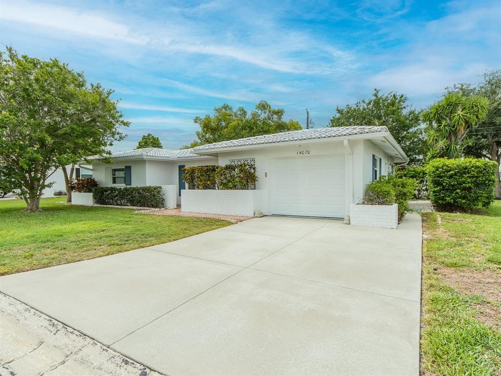 14070 90TH AVENUE, SEMINOLE, FL 33776 — zdjęcie 2