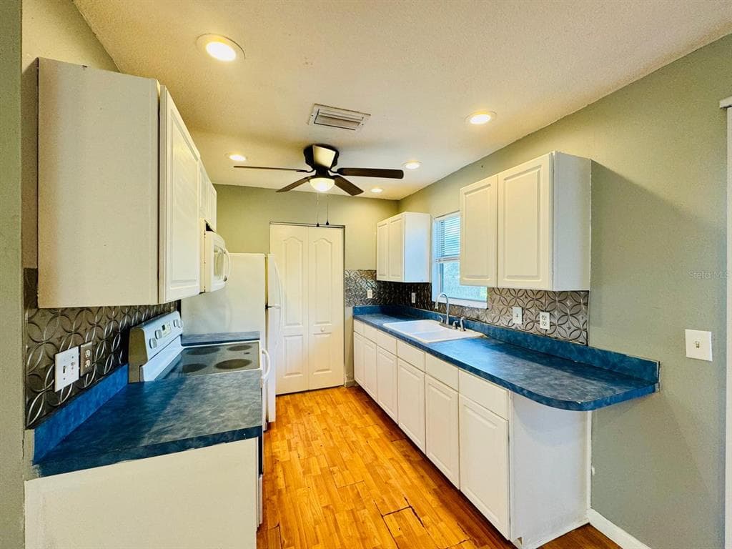 12909 LITEWOOD DRIVE, HUDSON, FL 34669 — zdjęcie 4