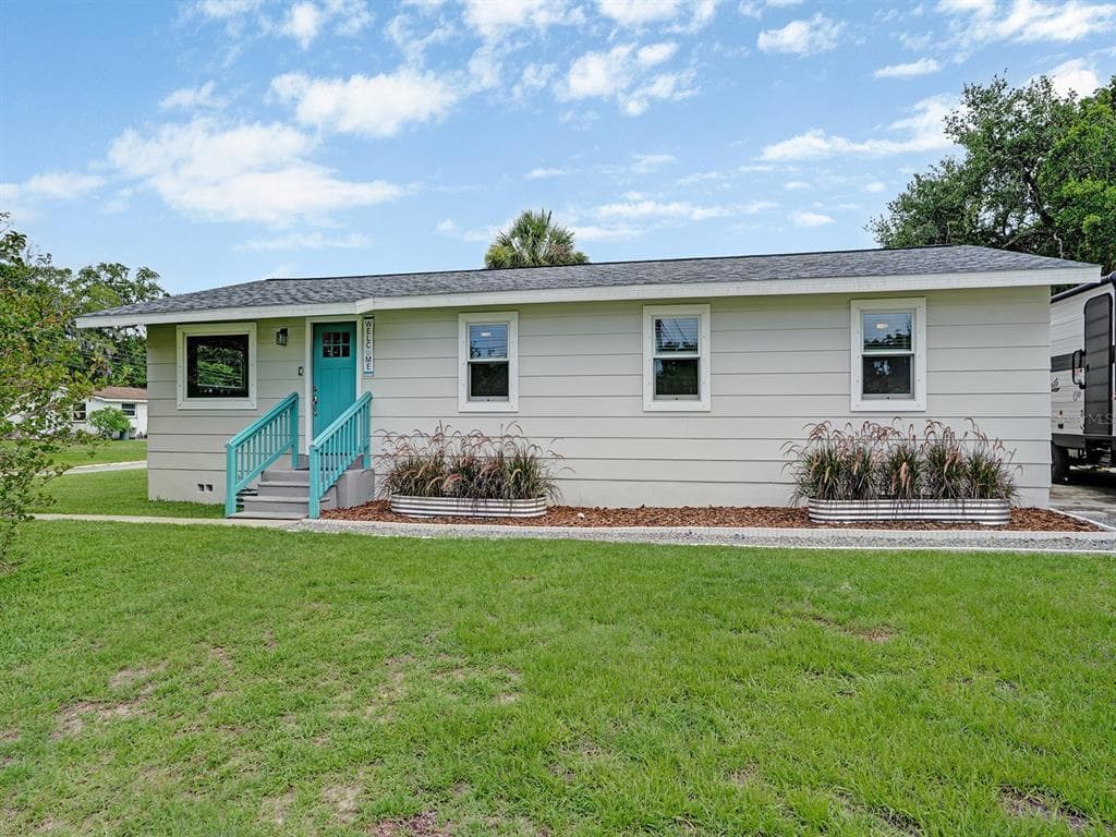 5633 ESSEX WAY, NEW PORT RICHEY, FL 34652