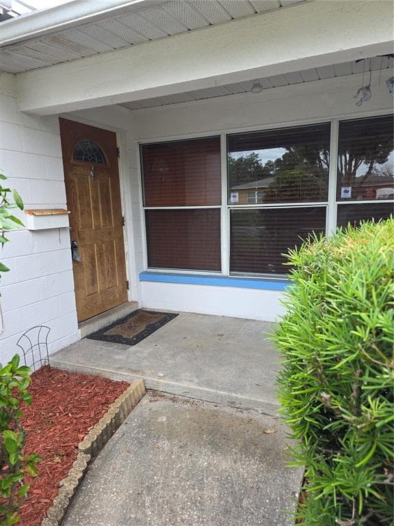 2444 37TH STREET N, ST PETERSBURG, FL 33713 — zdjęcie 2