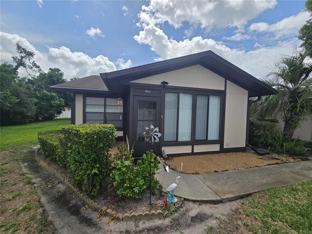 4632 BLOSSOM BOULEVARD # 4632, ZEPHYRHILLS, FL 33542