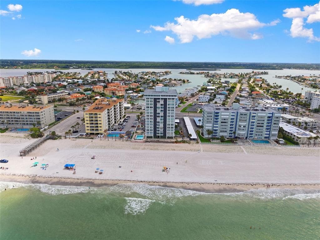 17408 GULF BOULEVARD # 403, REDINGTON SHORES, FL 33708 — zdjęcie 2