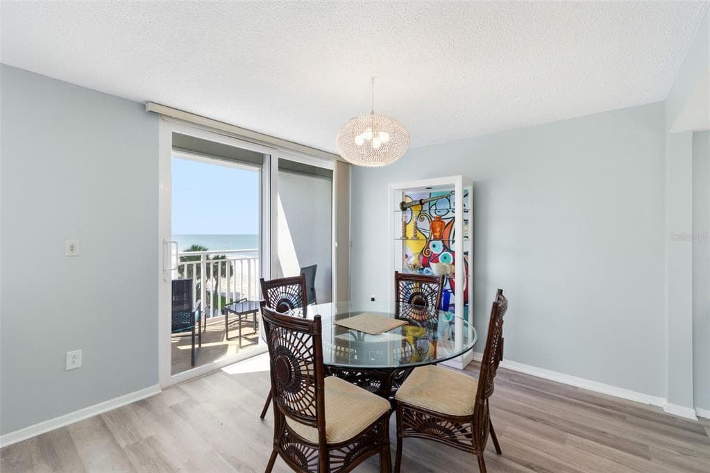 17408 GULF BOULEVARD # 403, REDINGTON SHORES, FL 33708 — zdjęcie 4