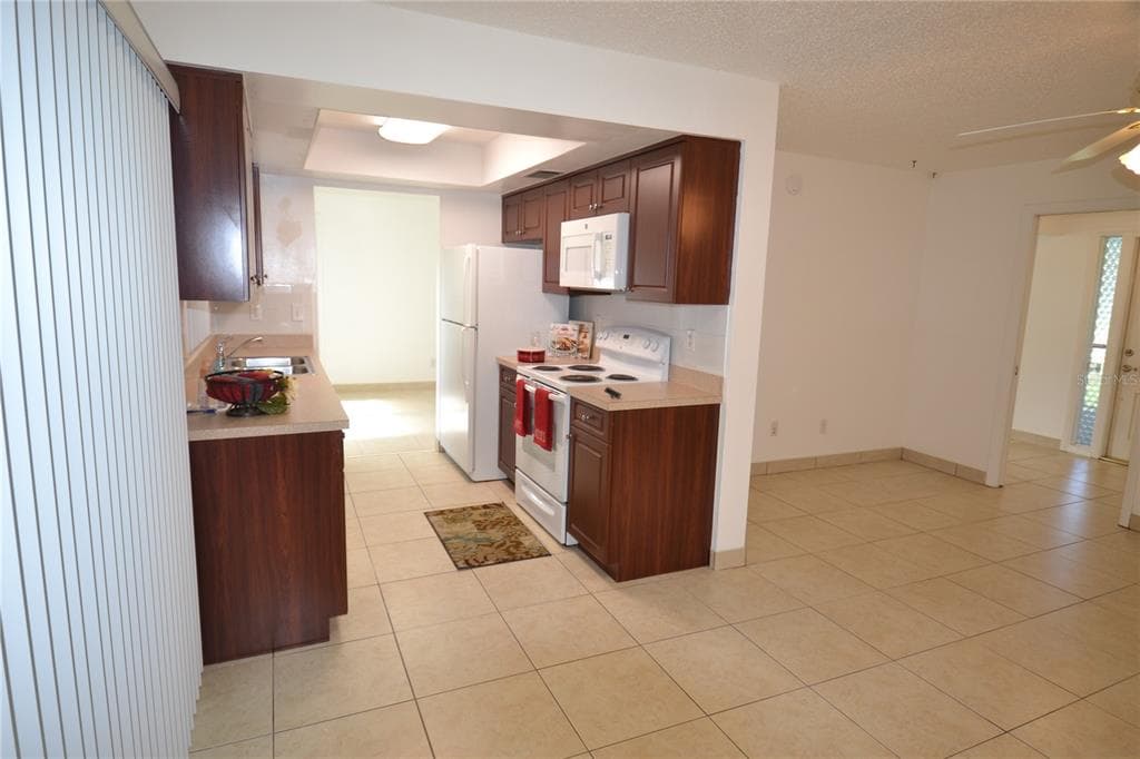 2357 WHITE OAK CIRCLE, CLEARWATER, FL 33763 — zdjęcie 5