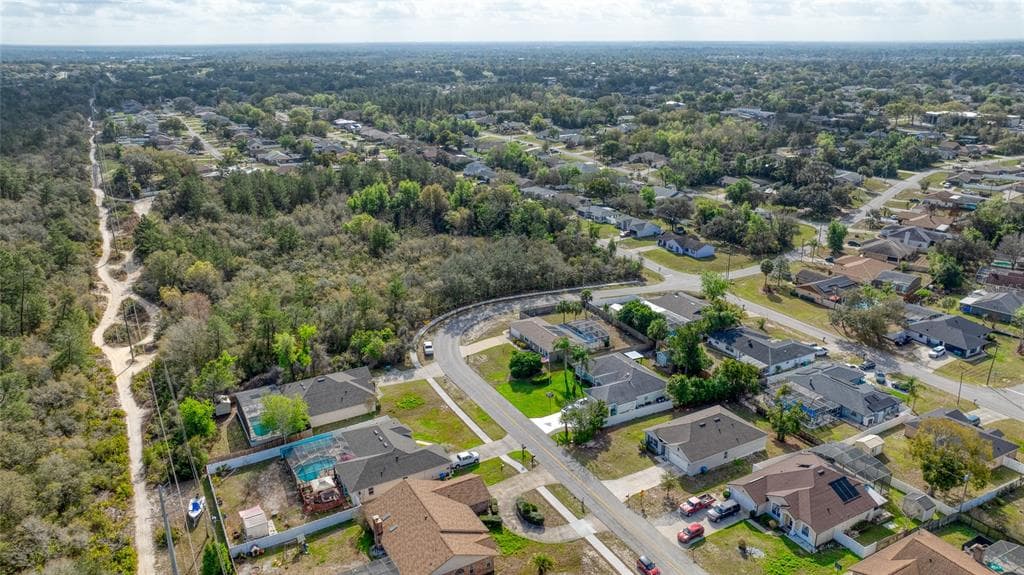 725 N FIRWOOD DRIVE, DELTONA, FL 32725 — zdjęcie 4