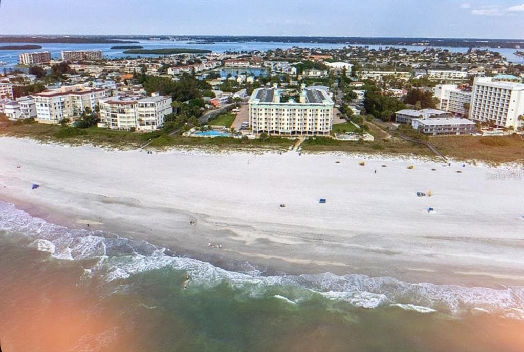 12000 GULF BOULEVARD # 304-W, TREASURE ISLAND, FL 33706 — zdjęcie 2