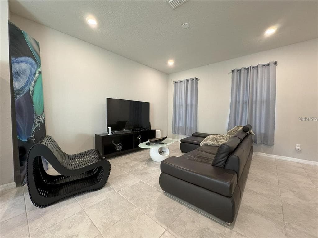 5032 WALKER STREET, ST CLOUD, FL 34771 — zdjęcie 4
