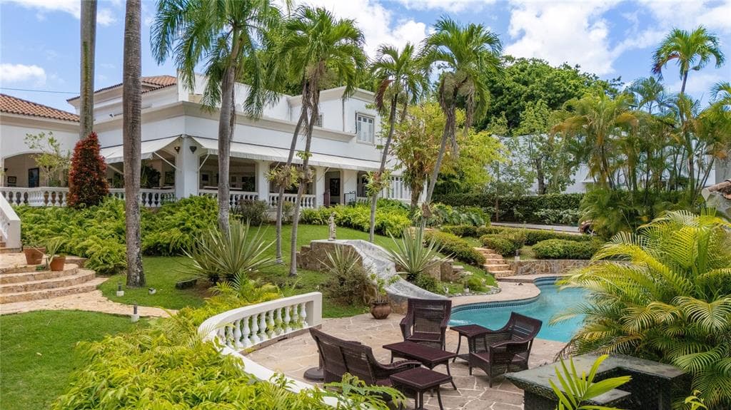 A Street VILLA CAPARRA # A-13, GUAYNABO, PR 00966