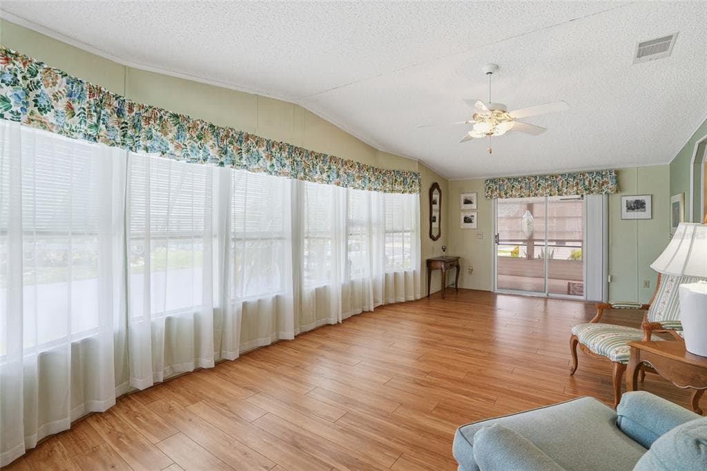 452 SHARKS POINT, NORTH PORT, FL 34287 — zdjęcie 3