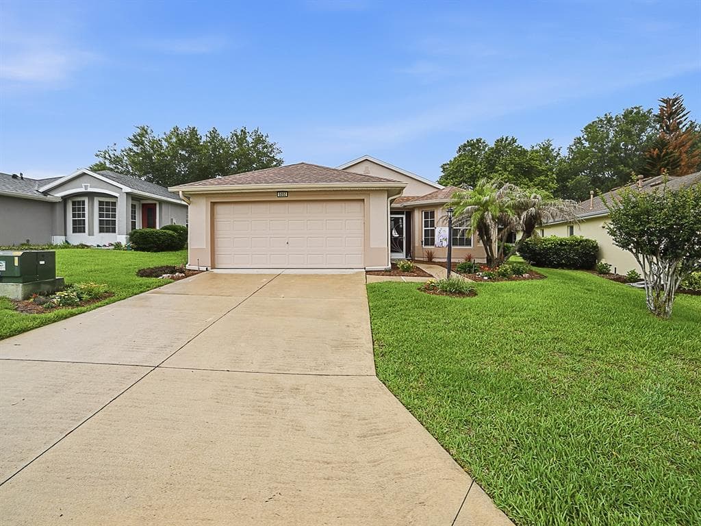 5052 CHINA SEA, TAVARES, FL 32778