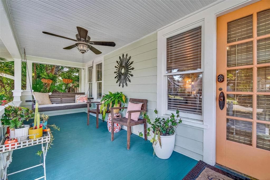 227 11TH AVENUE NE, ST PETERSBURG, FL 33701 — zdjęcie 3