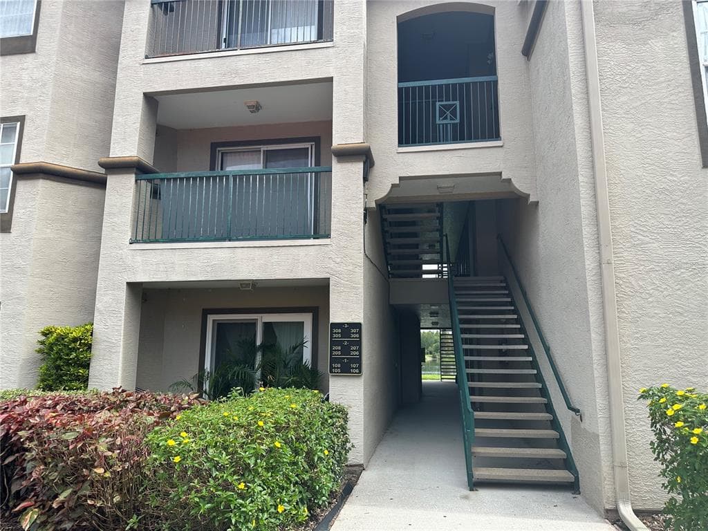 4209 WOODSTORKS WALK WAY # 1205, LUTZ, FL 33558