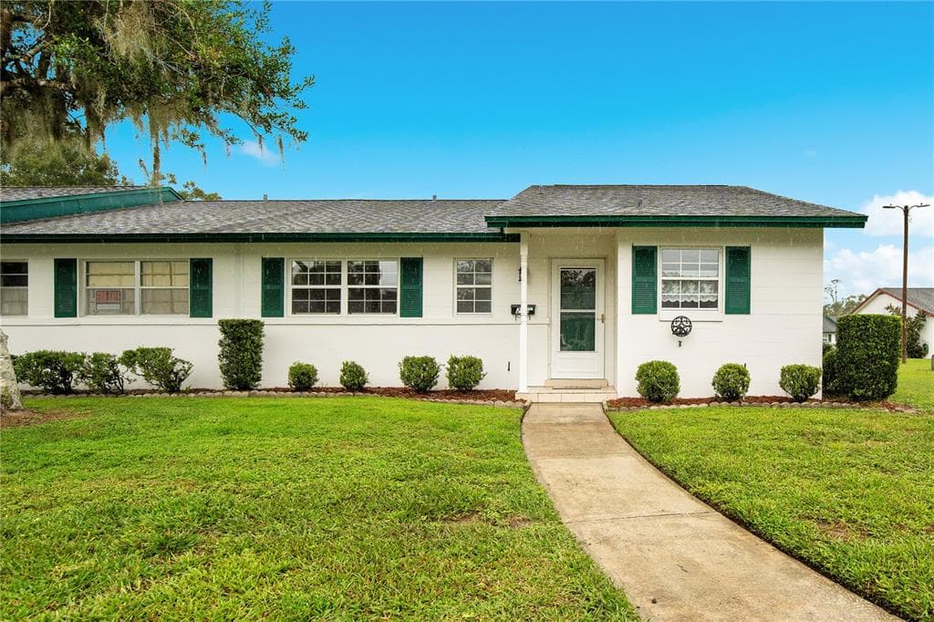 239 N HILL AVENUE # 110, DELAND, FL 32724