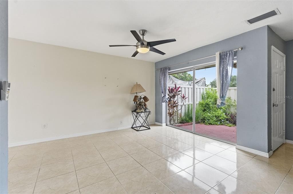 6902 EL CENTRO COURT, TAMPA, FL 33634 — zdjęcie 2