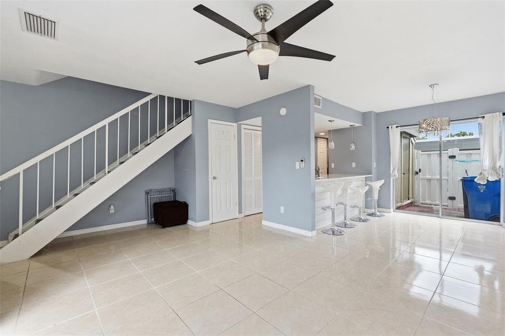 6902 EL CENTRO COURT, TAMPA, FL 33634 — zdjęcie 4