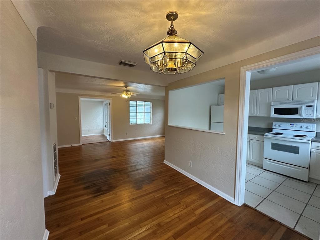 4526 6TH AVENUE N, ST PETERSBURG, FL 33713 — zdjęcie 4