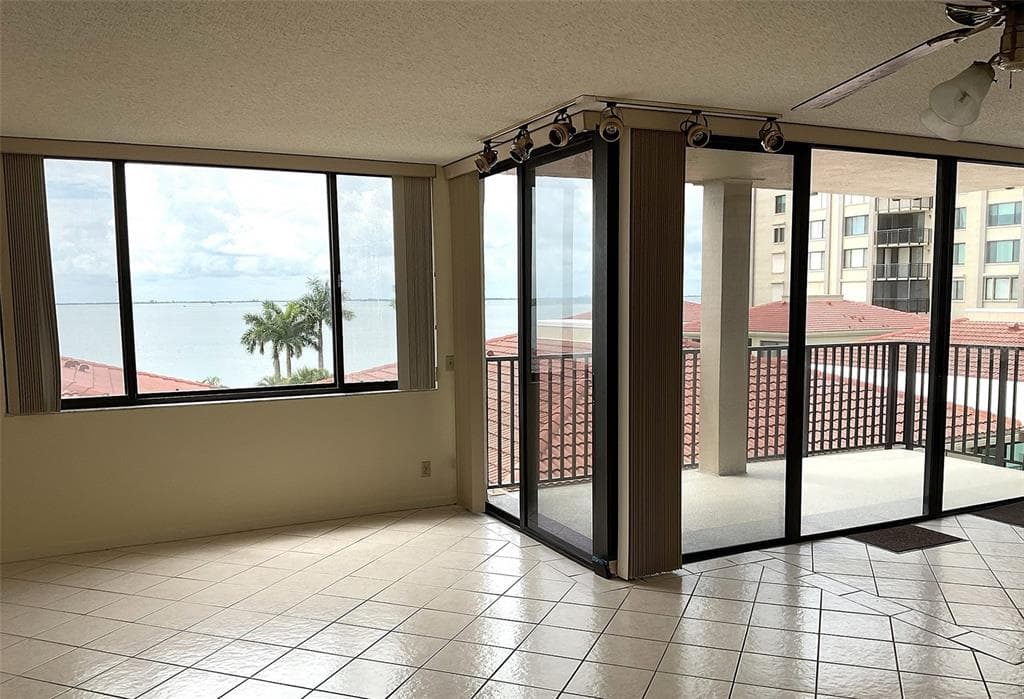 6322 PALMA DEL MAR BOULEVARD S # G402, ST PETERSBURG, FL 33715 — zdjęcie 2