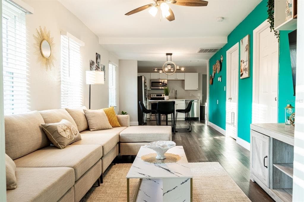 4327 17TH AVENUE S, ST PETERSBURG, FL 33711 — zdjęcie 3