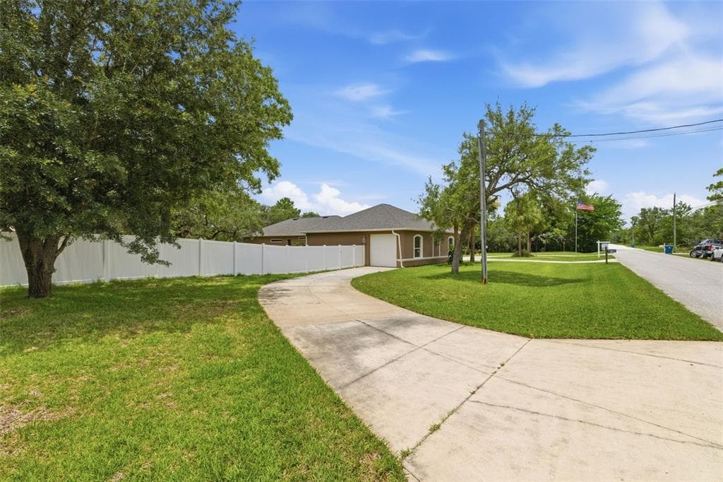 11145 MOUNTAIN MOCKINGBIRD RD, WEEKI WACHEE, FL 34614 — zdjęcie 5