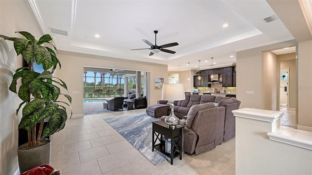 8215 LARKSPUR CIRCLE, SARASOTA, FL 34241 — zdjęcie 4