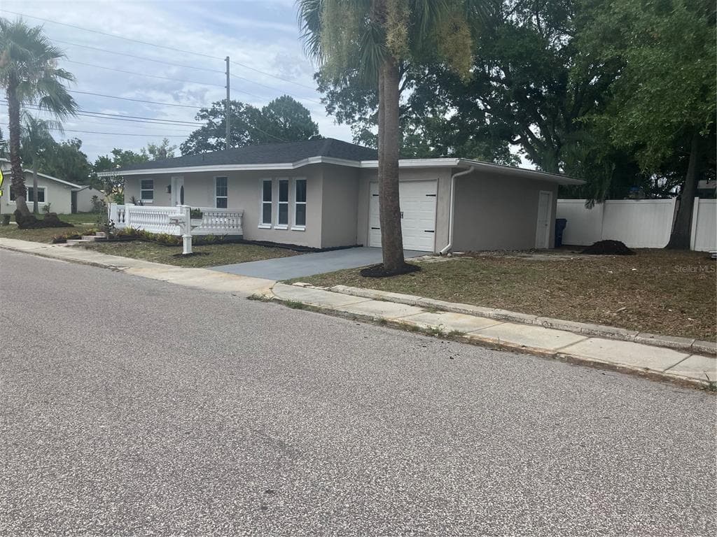 601 BANANA STREET, TARPON SPRINGS, FL 34689 — zdjęcie 2