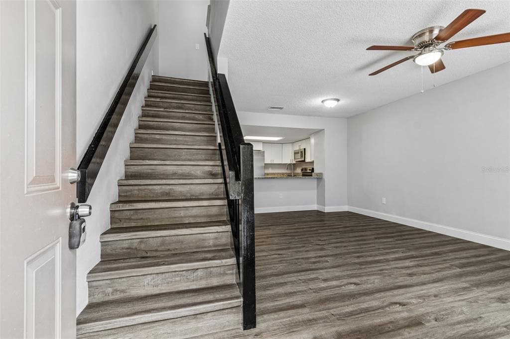 1403 BRIGADOON DRIVE, CLEARWATER, FL 33759 — zdjęcie 4
