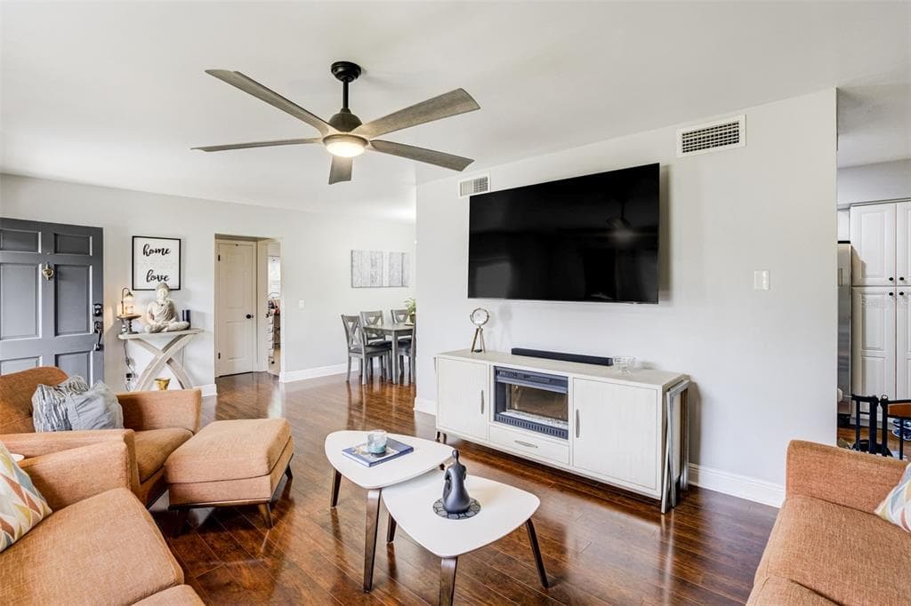 1636 LEISURE DRIVE, CLEARWATER, FL 33756 — zdjęcie 5