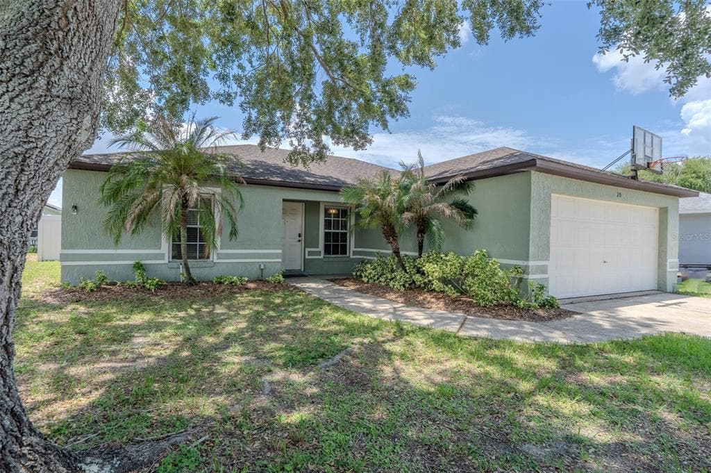 145 EAGLE POINT BOULEVARD, AUBURNDALE, FL 33823