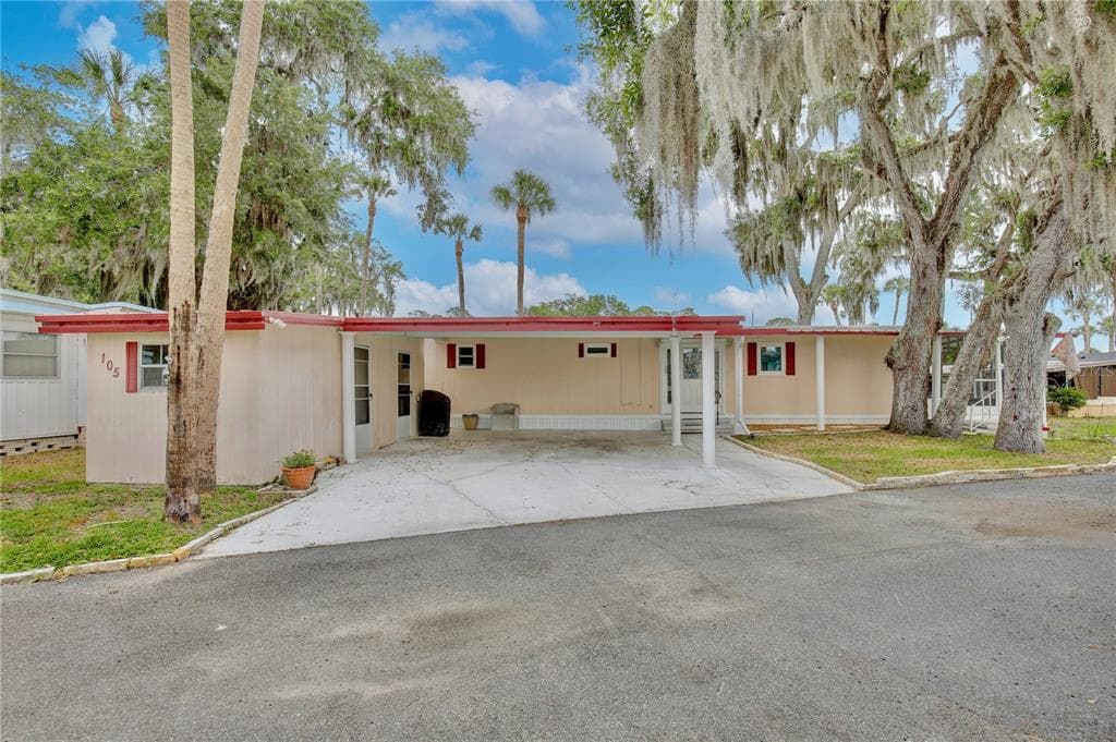 105 CANAL VIEW, EUSTIS, FL 32726 — zdjęcie 2