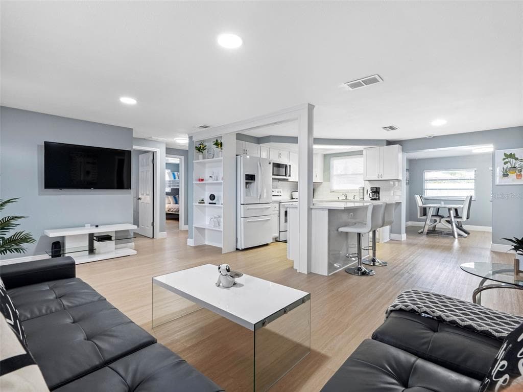 1036 VIKING DRIVE, HOLIDAY, FL 34691 — zdjęcie 4