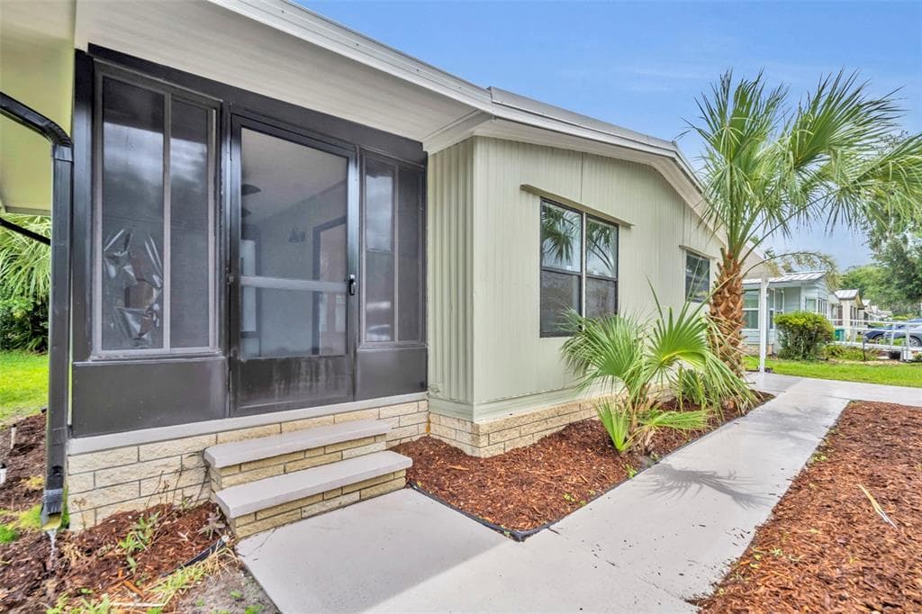 116 CYPRESS ROAD, WILDWOOD, FL 34785 — zdjęcie 3