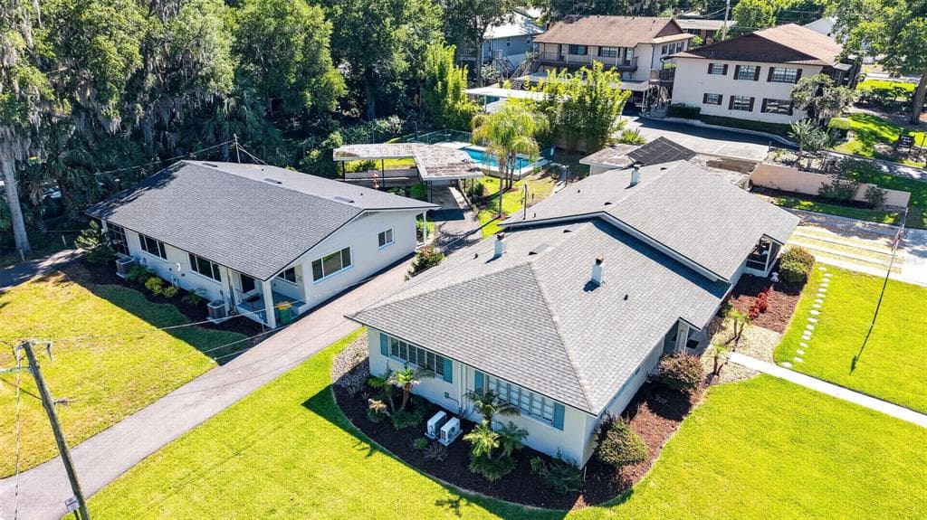 1012 N BAKER STREET, MOUNT DORA, FL 32757