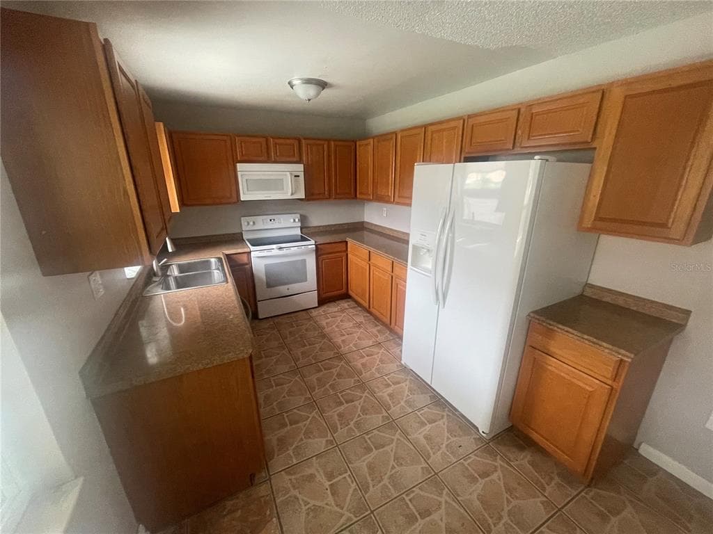 906 ESSEX ROAD, BRANDON, FL 33510 — zdjęcie 3