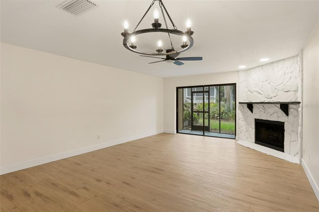 205 SOMERSET LANE, PALM HARBOR, FL 34684 — zdjęcie 5