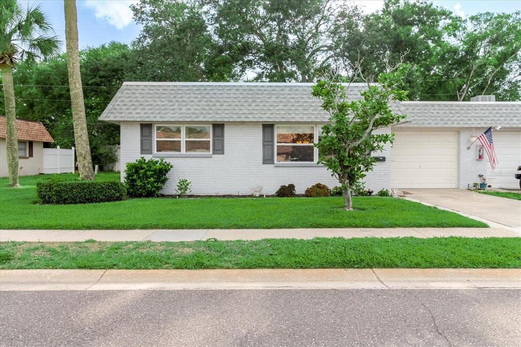 1201 CARA DRIVE, LARGO, FL 33771