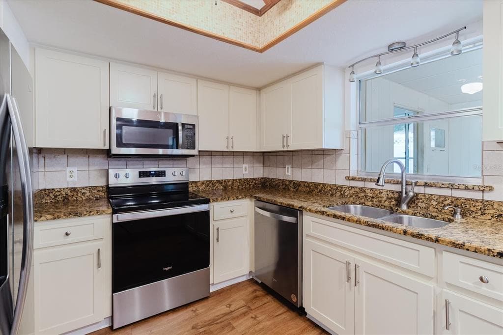 1201 CARA DRIVE, LARGO, FL 33771 — zdjęcie 5