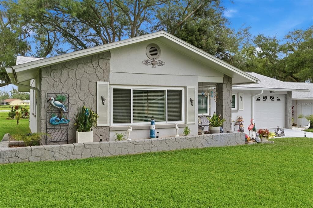 8715 BENTON DRIVE, PORT RICHEY, FL 34668 — zdjęcie 4