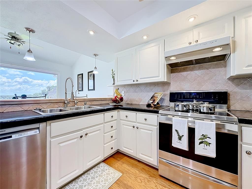 6042 TOPSAIL ROAD, LADY LAKE, FL 32159 — zdjęcie 4