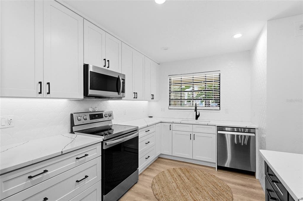 2480 ALAMEDA AVENUE, SARASOTA, FL 34234 — zdjęcie 5