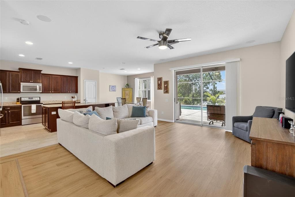 6207 MAGNOLIA PARK BLVD, RIVERVIEW, FL 33578 — zdjęcie 2