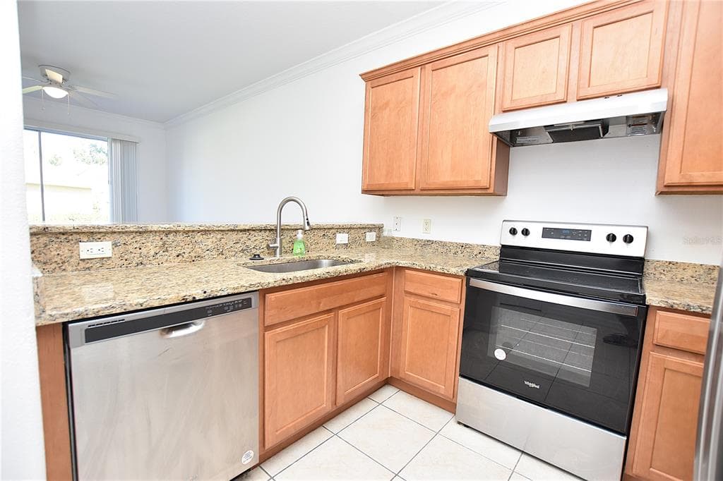 6352 SEDGEFORD DRIVE, LAKELAND, FL 33811 — zdjęcie 2