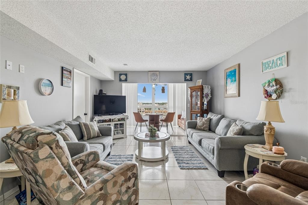 4939 FLORAMAR TERRACE # 610, NEW PORT RICHEY, FL 34652 — zdjęcie 3
