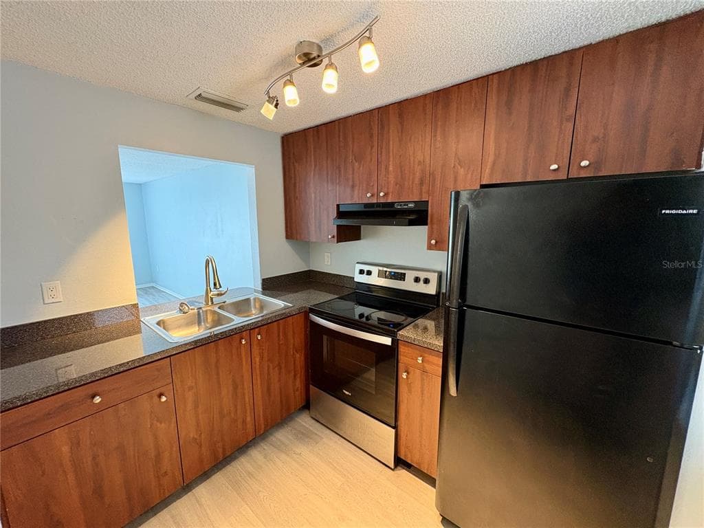 408 57TH AVENUE DRIVE E # A, BRADENTON, FL 34203 — zdjęcie 3