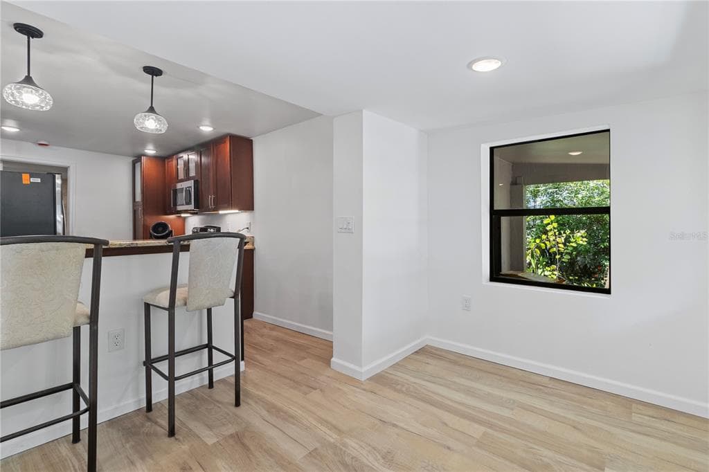 23094 CENTRAL AVENUE, PORT CHARLOTTE, FL 33980 — zdjęcie 2