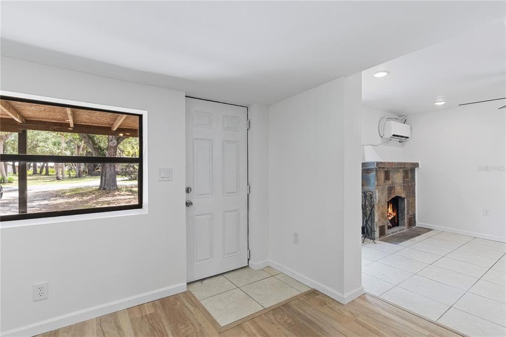 23094 CENTRAL AVENUE, PORT CHARLOTTE, FL 33980 — zdjęcie 3