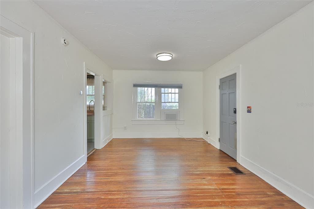 340 MOFFETT COURT N, ST PETERSBURG, FL 33701 — zdjęcie 3