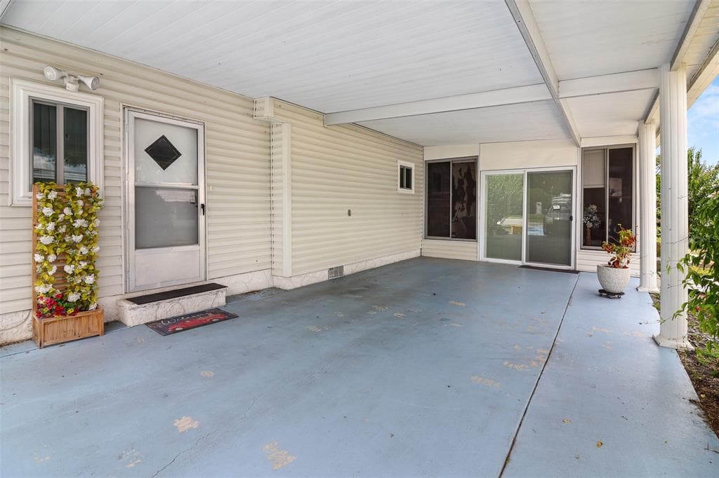 919 WEEPING WILLOW AVENUE, LADY LAKE, FL 32159 — zdjęcie 4