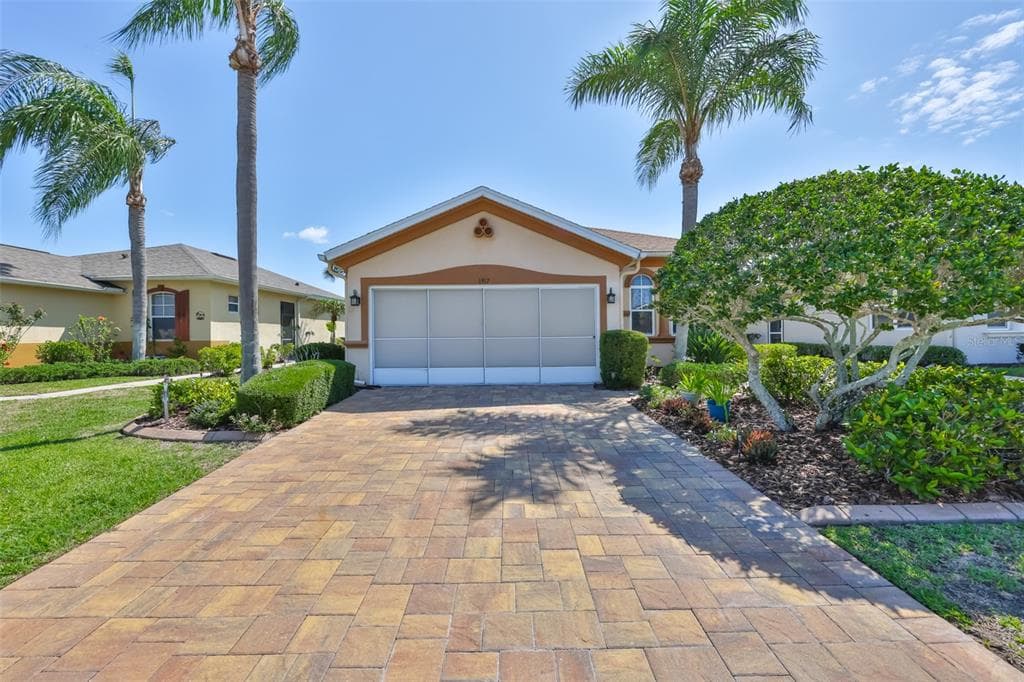 1917 STERLING GLEN COURT, SUN CITY CENTER, FL 33573 — zdjęcie 2