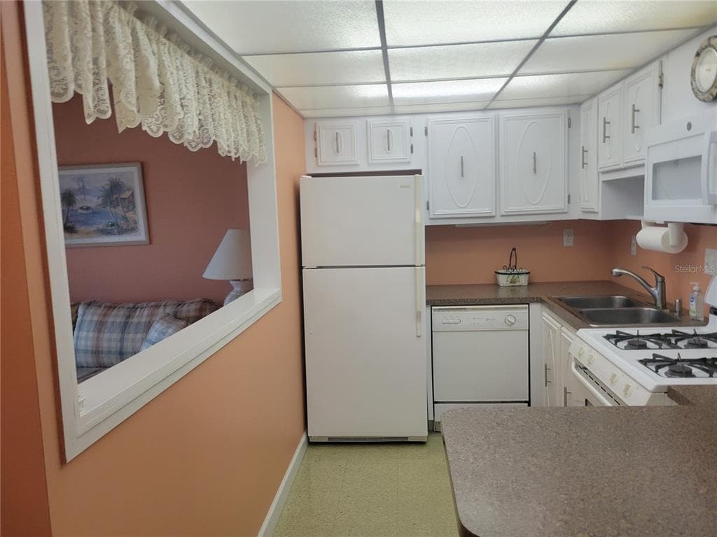 9950 62ND TERRACE N # 417, ST PETERSBURG, FL 33708 — zdjęcie 4
