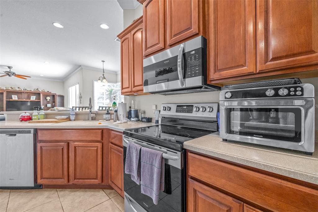 6798 HARTSWORTH DRIVE, LAKELAND, FL 33813 — zdjęcie 2